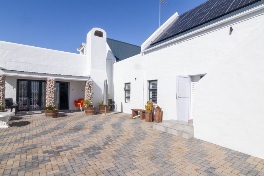 4 Bedroom Property for Sale in Dwarskersbos Western Cape